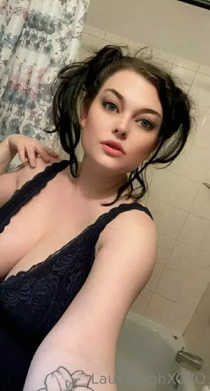 lauraleighxoxo / the.lauraleighxoxo nude photo #0405