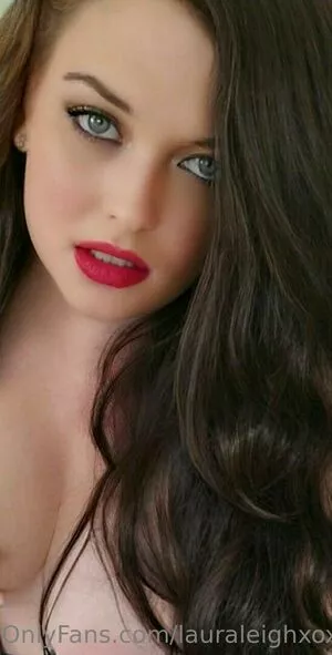 lauraleighxoxo / the.lauraleighxoxo nude photo #0458