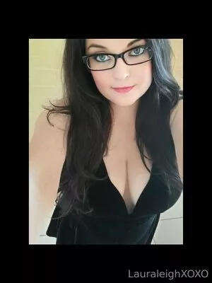 lauraleighxoxo / the.lauraleighxoxo nude photo #0494