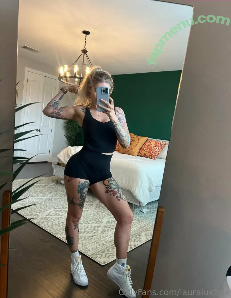 lauraluxtv nude photo #0010 (darthlux)