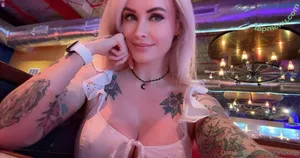 lauraluxvip / darthlux nude photo #0025