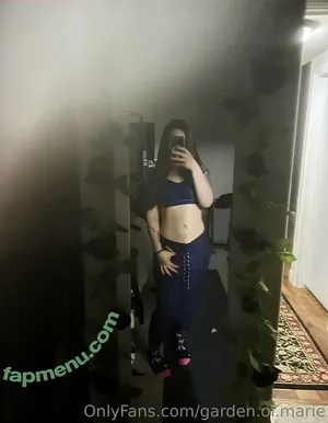  nude photo #0002
