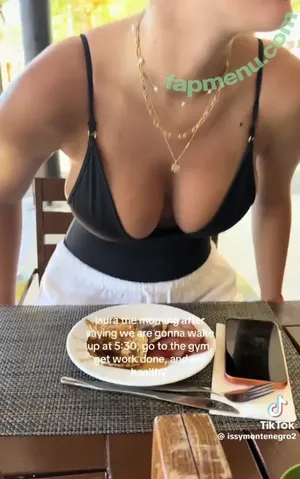 Lauramjj_ / laura.mjj / lauramjj nude photo #0201