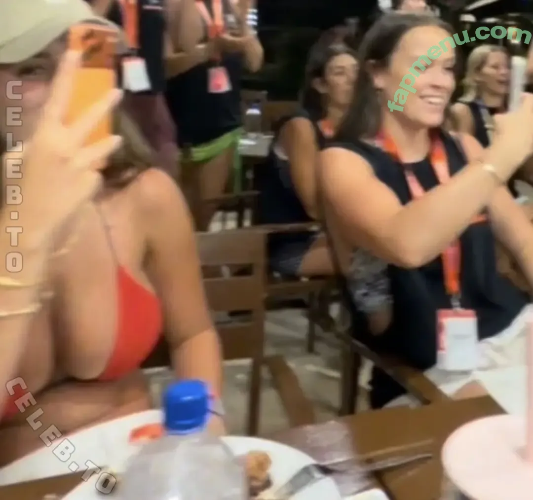 Lauramjj_ nude photo #0249 (laura.mjj / lauramjj)