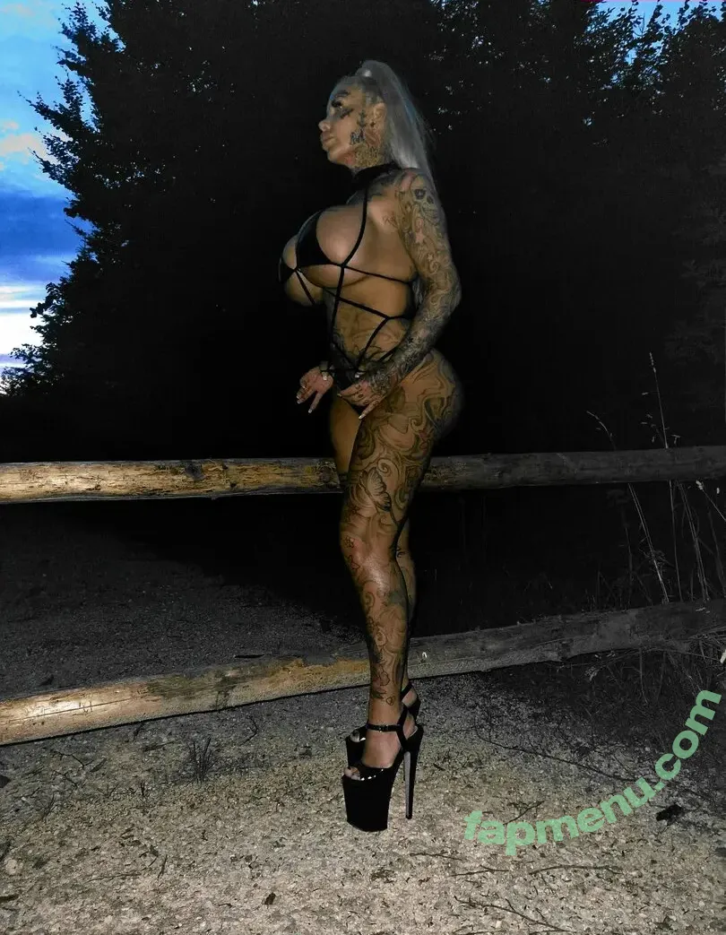 laurapink nude photo #0009 (laura_pink__)