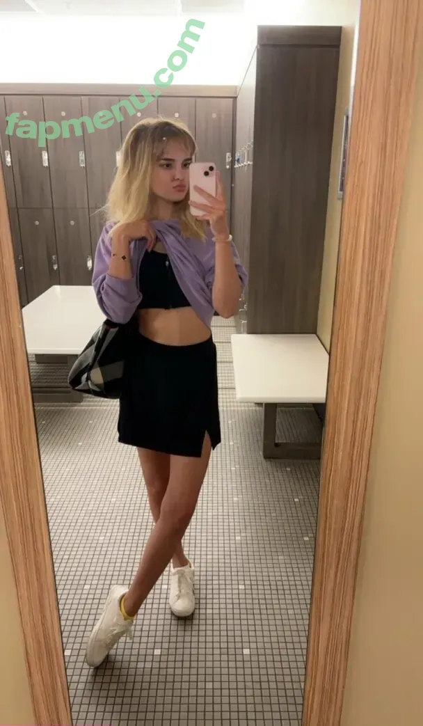 laurapupsik nude photo #0001 (laurapupsik)