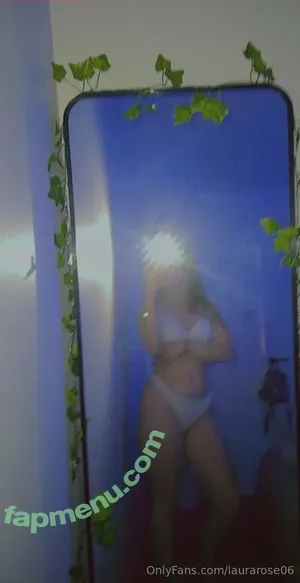 laurarose06 / Lauraaa_Roseee nude photo #0019