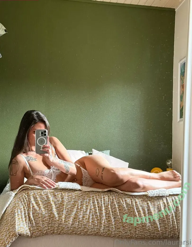 laurarsi nude photo #0033 (Laurarossicutie)