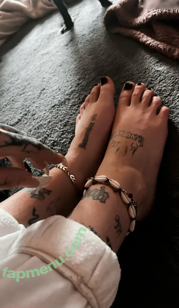Laurasorooo nude photo #0134 (laurachesnok)