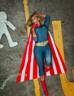 laurawaifuu / waifuulauraa nude photo #0110