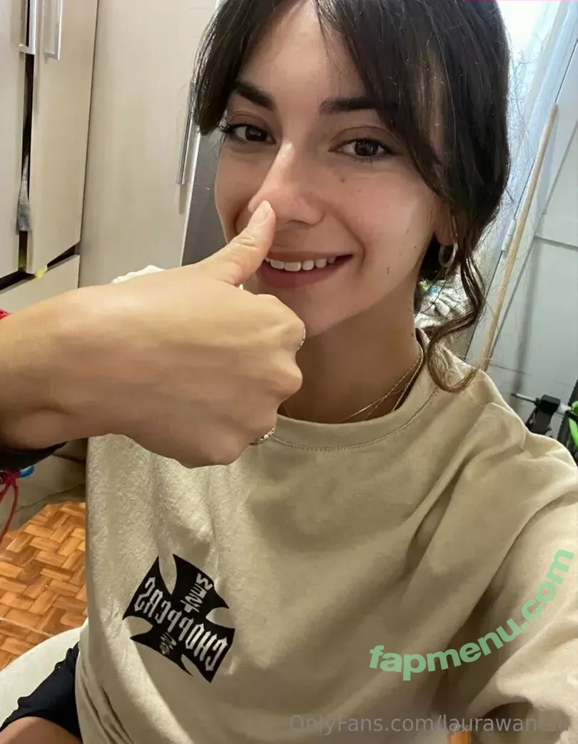 laurawantsu nude photo #0009 (laurawantsu)