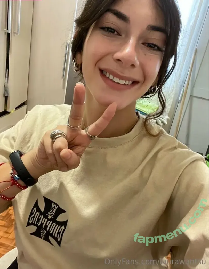 laurawantsu nude photo #0019 (laurawantsu)