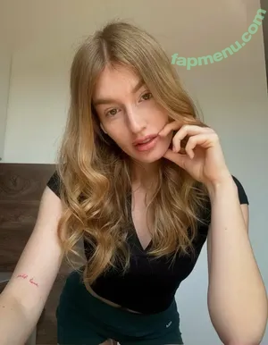  nude photo #0003
