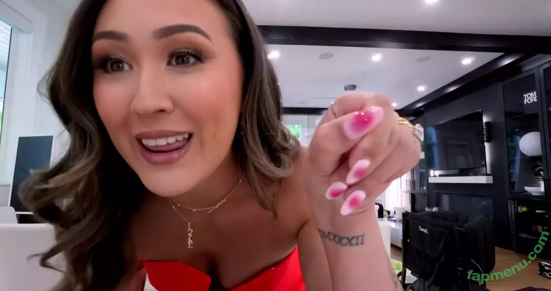 LaurDIY nude photo #0172 (laurx)