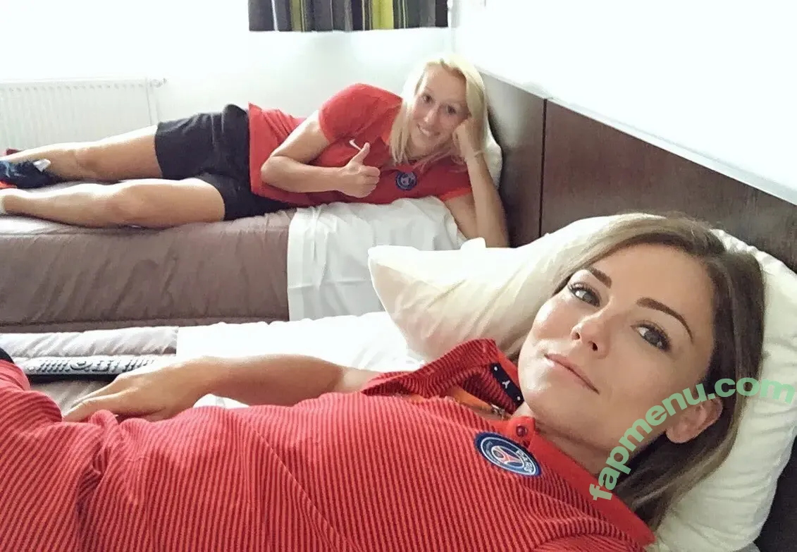 Laure Boulleau nude photo #0019 (laureboulleauofficiel)