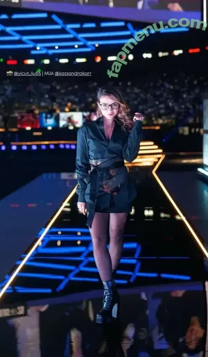 Laure Valée / laure_bv nude photo #0469