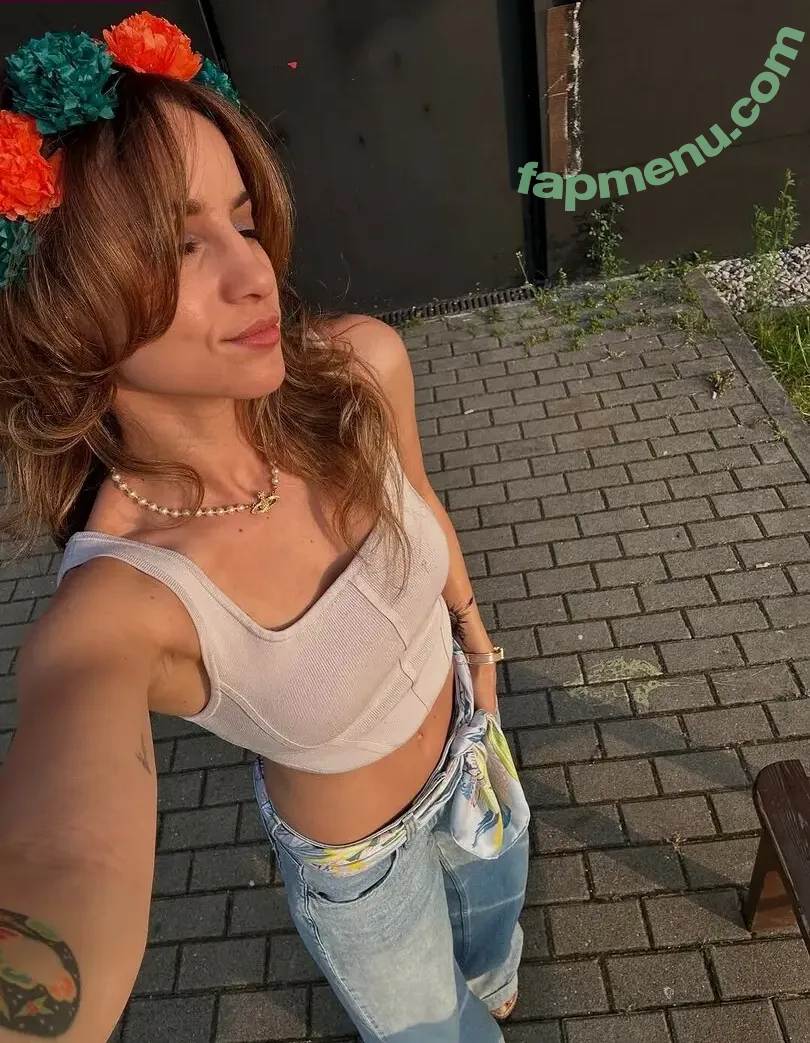 Laure Valée nude photo #0442 (laure_bv)