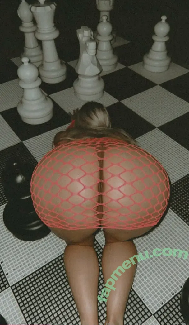 Laurelanne33 nude photo #0030 (Laurelanne / laurelanne.la)