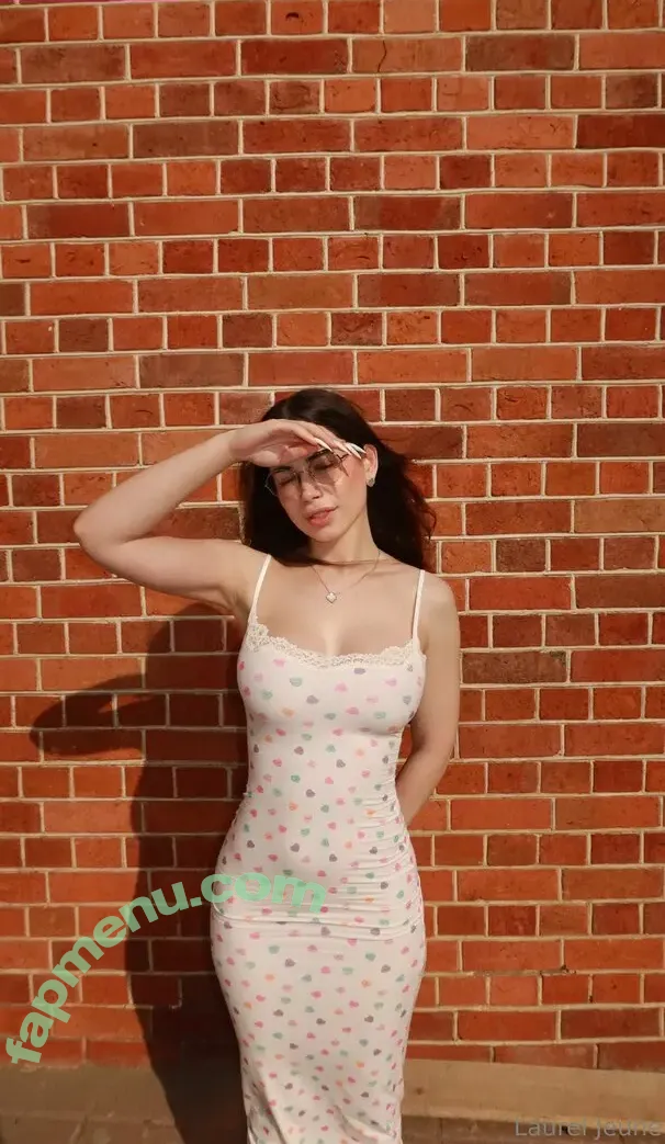 Laureljeune nude photo #0049 (Widowkush1)