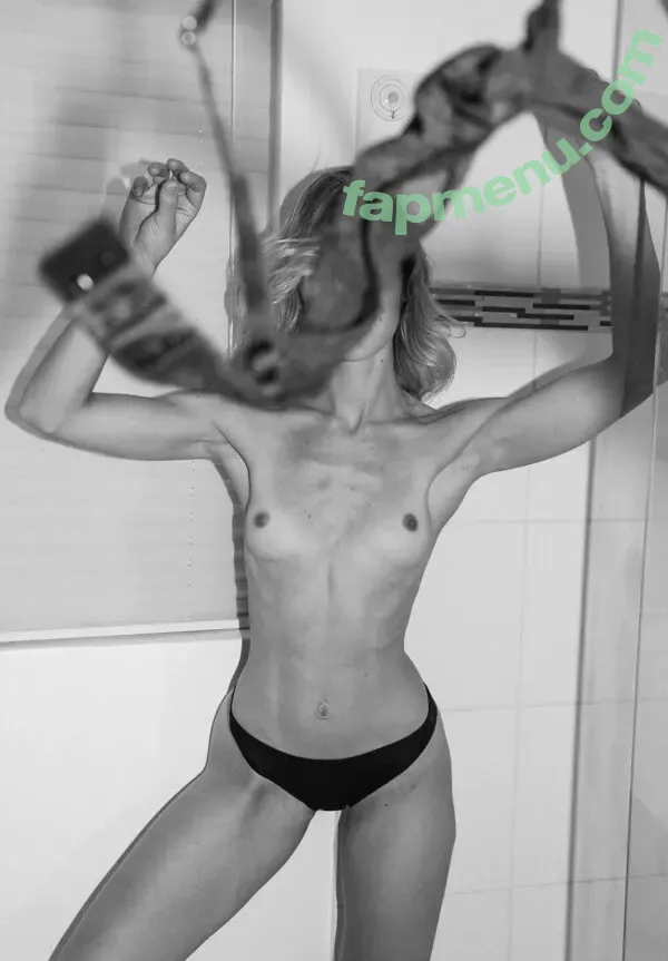 Lauren Bonner nude photo #0576 (laurenbonnerofficial / laurenybonner)