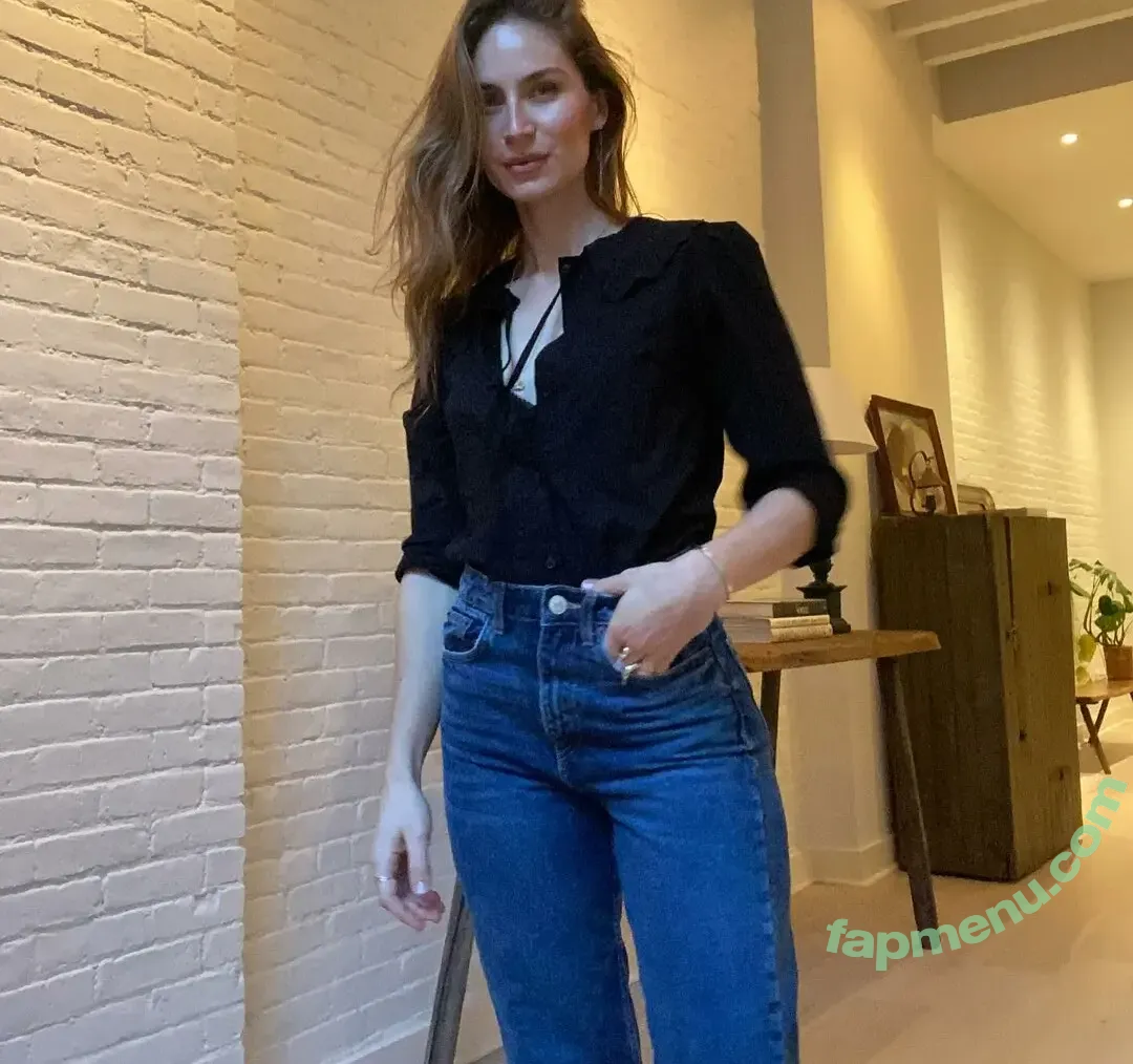 Lauren Bonner nude photo #0600 (laurenbonnerofficial / laurenybonner)