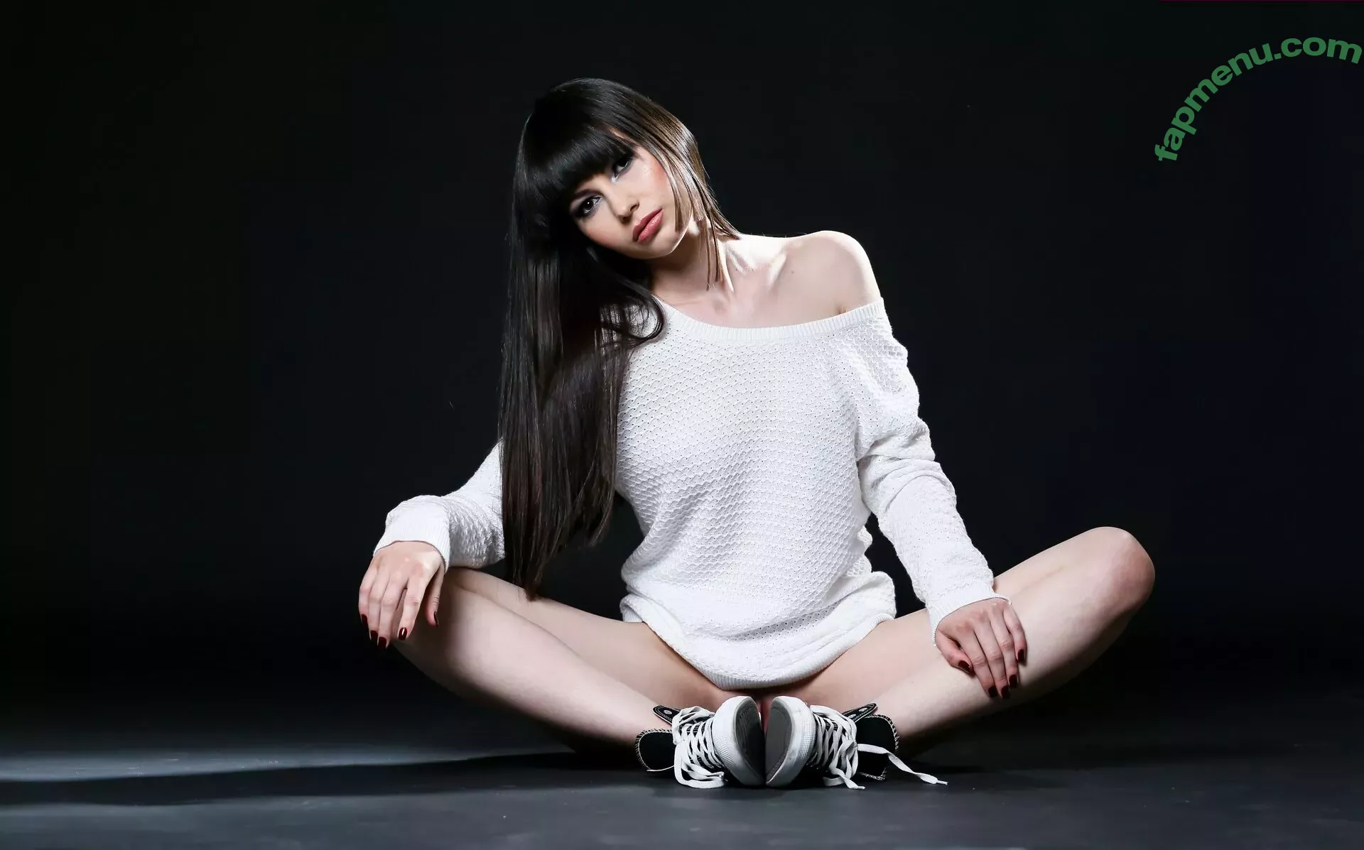 Lauren Brite nude photo #0119 (Laurenbrite / laurenbrite3)