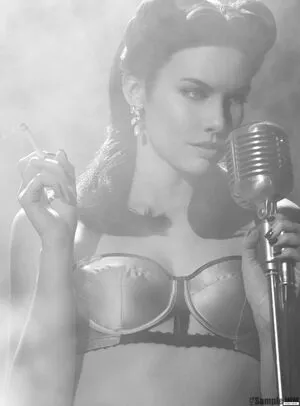 Lauren Cohan / laurencohan / lcohanupdates nude photo #0313