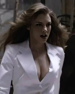 Lauren Cohan / laurencohan / lcohanupdates nude photo #0356