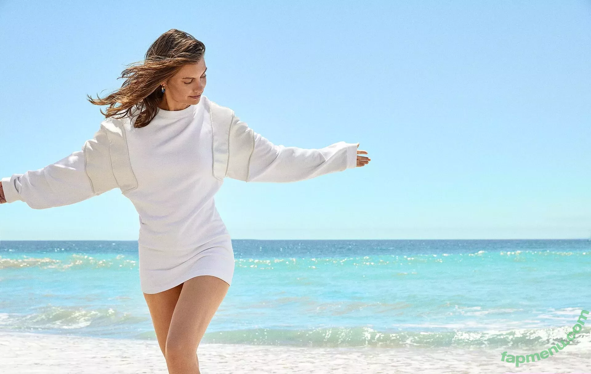 Lauren Cohan nude photo #0062 (laurencohan / lcohanupdates)