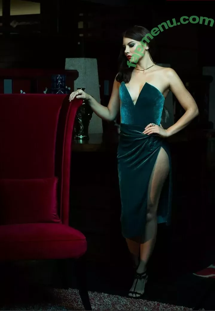 Lauren Cohan nude photo #0268 (laurencohan / lcohanupdates)