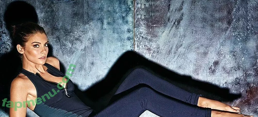 Lauren Cohan nude photo #0334 (laurencohan / lcohanupdates)