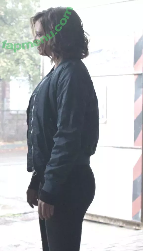 Lauren Cohan nude photo #0431 (laurencohan / lcohanupdates)