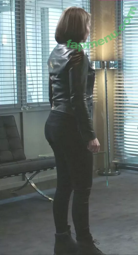 Lauren Cohan nude photo #0433 (laurencohan / lcohanupdates)