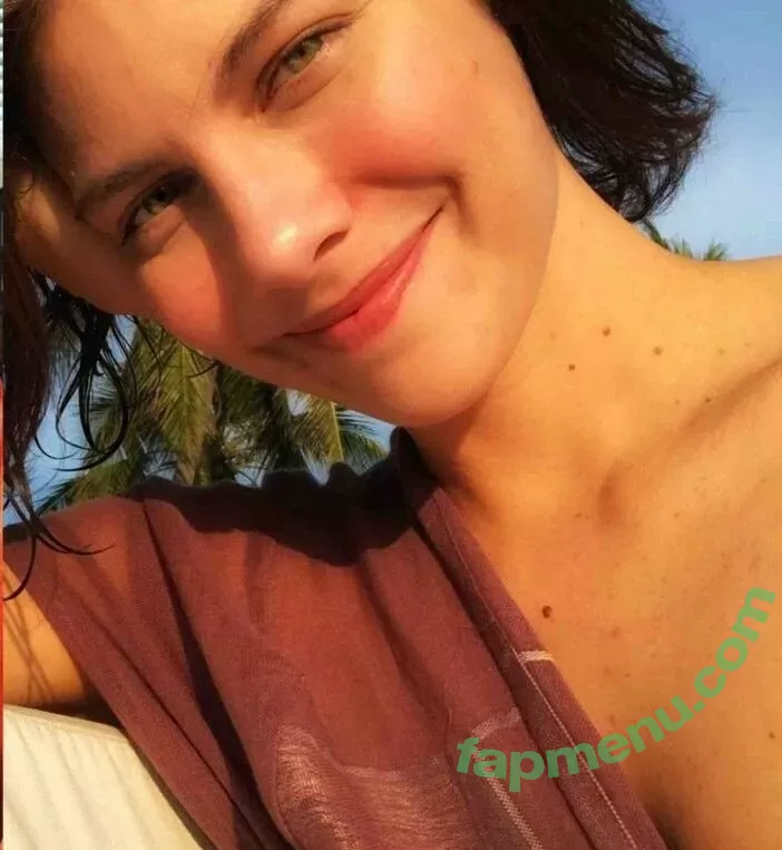 Lauren Cohan nude photo #0478 (laurencohan / lcohanupdates)