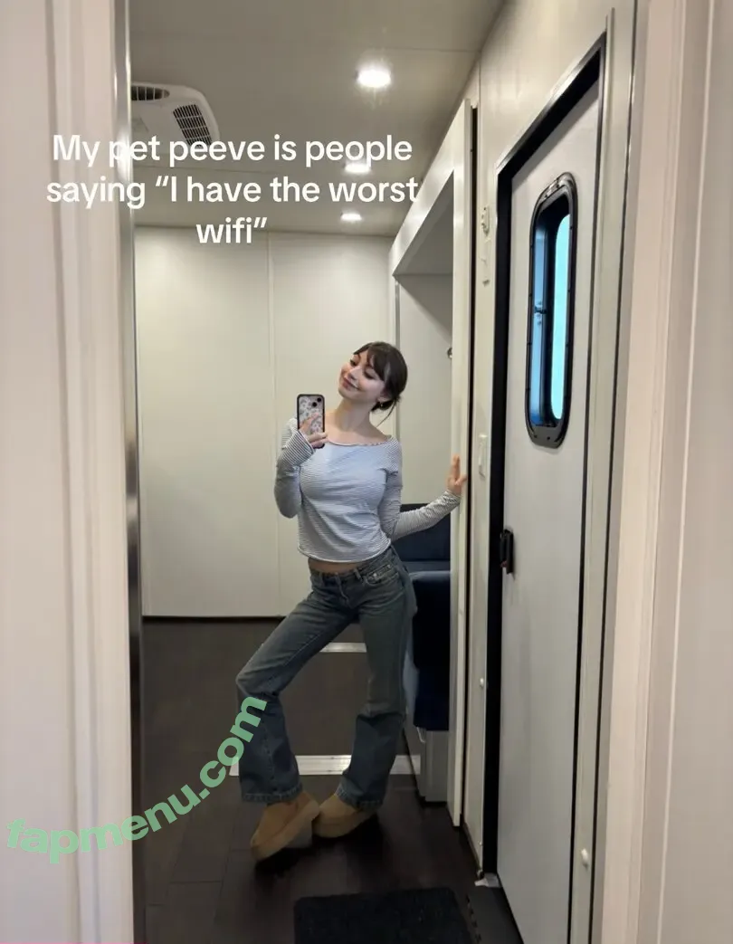 Lauren Donzis nude photo #0173 (laurendonzis)