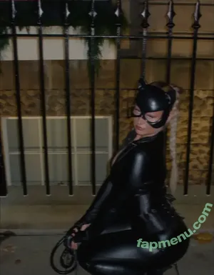 Lauren Duffy / Green Dress Girl / laurenduff_y nude photo #0048