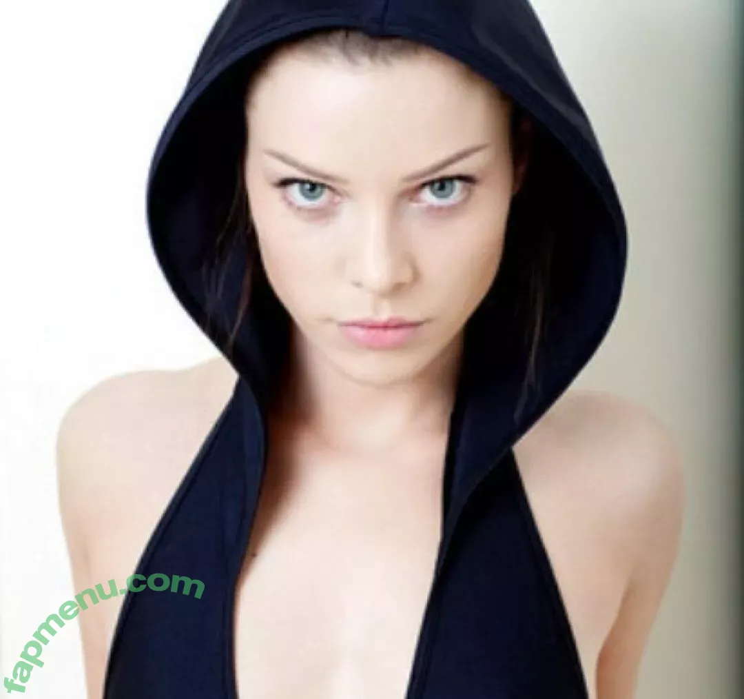 Lauren German nude photo #0073 (laurengermandaily)