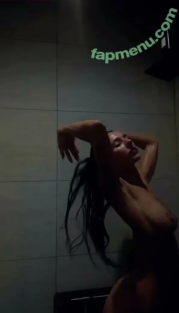 Lauren Higgs nude photo #0040 (laulauhiggs)