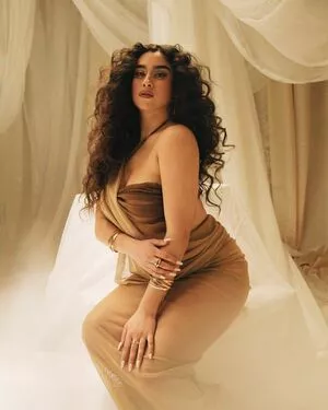 Lauren Jauregui / laurenjauregui nude photo #0238