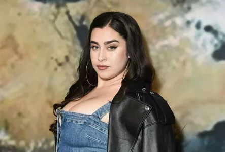 Lauren Jauregui / laurenjauregui nude photo #0248