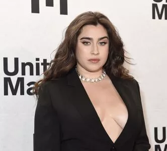 Lauren Jauregui / laurenjauregui nude photo #0262