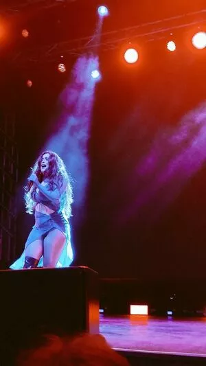 Lauren Jauregui / laurenjauregui nude photo #0323
