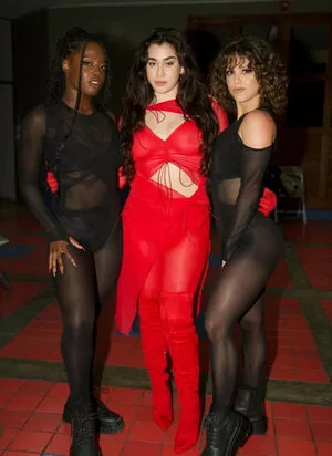 Lauren Jauregui / laurenjauregui nude photo #0334