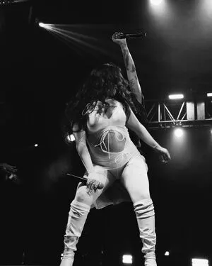 Lauren Jauregui / laurenjauregui nude photo #0377
