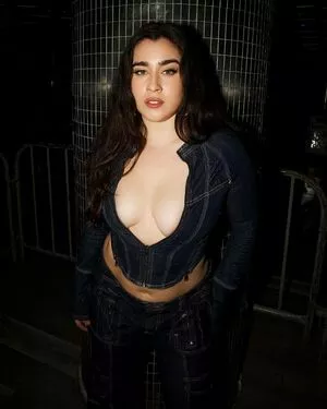 Lauren Jauregui / laurenjauregui nude photo #0385
