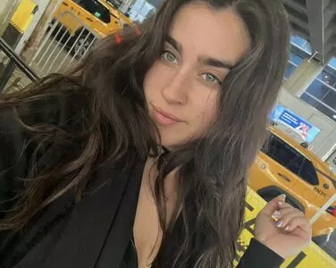 Lauren Jauregui / laurenjauregui nude photo #0397