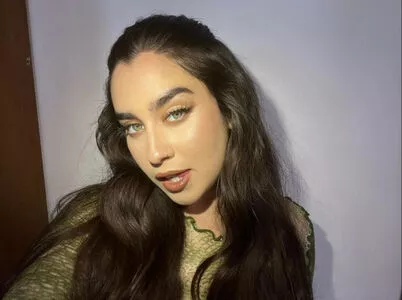 Lauren Jauregui / laurenjauregui nude photo #0407