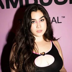 Lauren Jauregui / laurenjauregui nude photo #0427