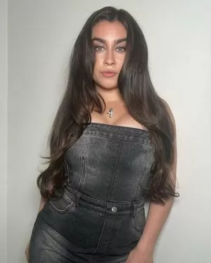 Lauren Jauregui / laurenjauregui nude photo #0441