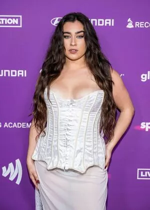 Lauren Jauregui / laurenjauregui nude photo #0552